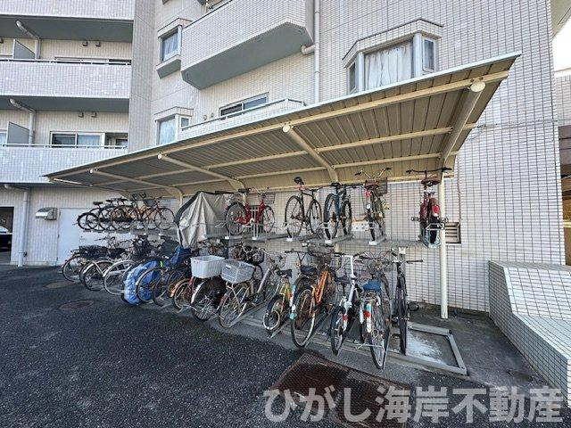 シーサイド片瀬江ノ島の駐輪場|駐輪スペース