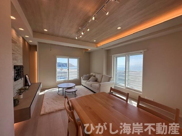 片瀬東映マンションのダイニング|新規リフォーム完了！　18.8帖　LDK