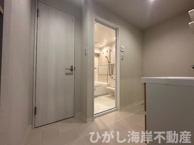 片瀬東映マンションの脱衣所|新規リフォーム完了！　脱衣スペース