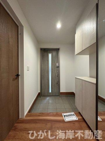 藤沢市片瀬４丁目　新築戸建　の玄関|玄関