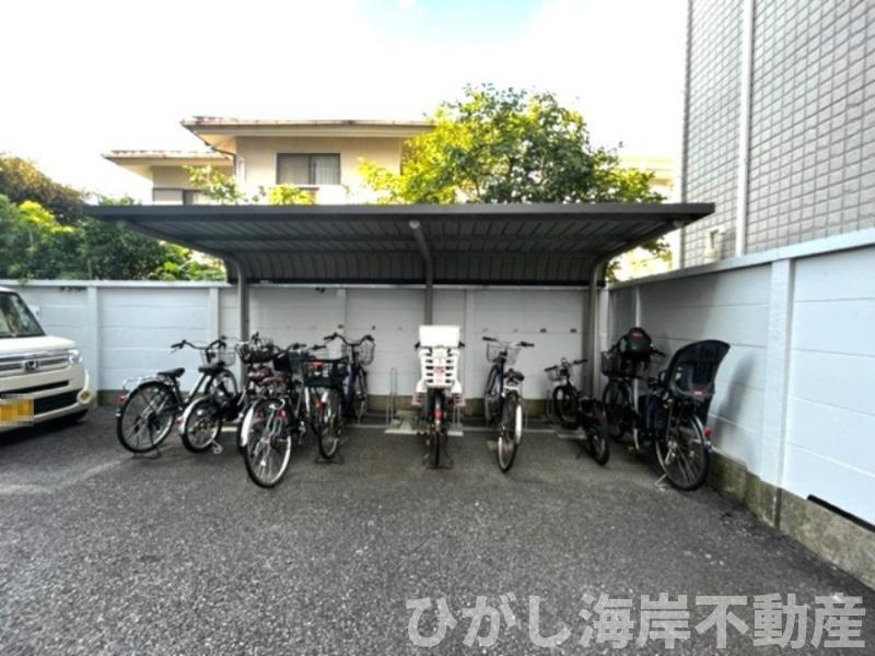 クリオ片瀬江ノ島1番館の駐輪場|敷地内駐輪場