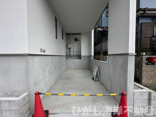 藤沢市片瀬1丁目　新築戸建　全２棟の駐車場|駐車スペース