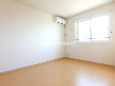 【その他】 | クレメント杜の丘 | 洋室にもエアコン付きです。