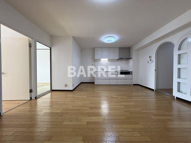 コンドミニアム千里中央の居間・リビング