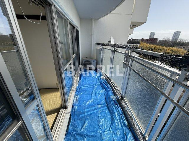 コンドミニアム千里中央のバルコニー