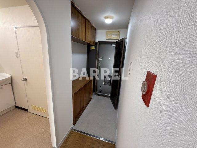 コンドミニアム千里中央の玄関