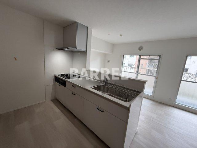 有楽箕面ハイツ6号棟のキッチン