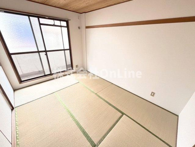 コンフォート青山の和室