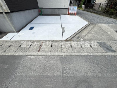 【駐車場】 | 静岡市駿河区中島 3期 新築一戸建て | 車種により2台駐車可能です