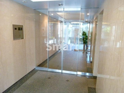 【エントランス】 | クリスタルコート