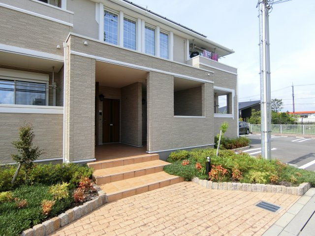 エイト史竹のエントランス