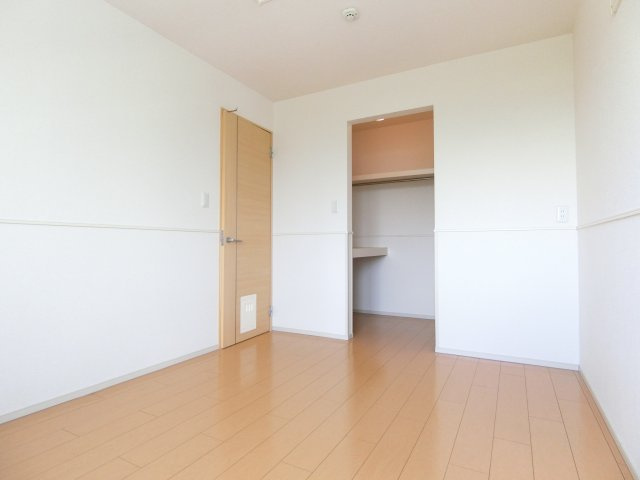 エイト史竹の寝室