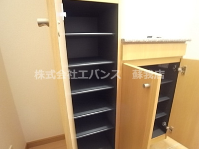 【エントランス】 | シャン・プレ・ロジュマンⅡ