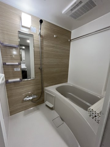 GRANPASEO文京小日向の浴室