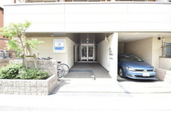 練馬区氷川台４丁目の賃貸マンションのエントランス