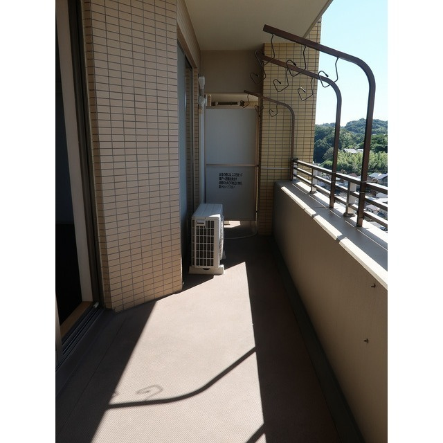 リッツレジデンシャル（７０４号室）のバルコニー