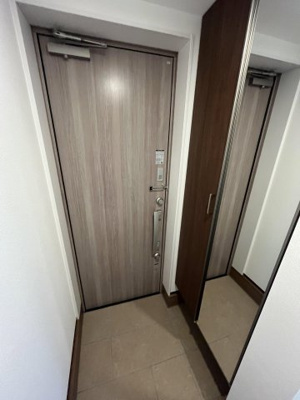 【玄関】本郷2丁目戸建