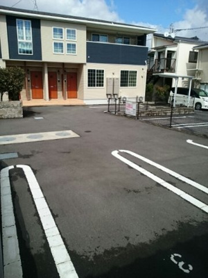 【駐車場】 | ＨＯＵＳＥ・８