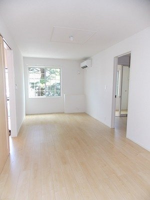 【居間・リビング】 | ＨＯＵＳＥ・８