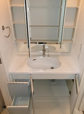 【洗面所】 | ライオンズプラザ西台駅前 | 洗面台　※前回募集時2023年11月撮影の写真