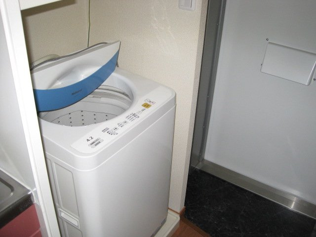レオパレスセンチュリー丸山のその他|洗濯機