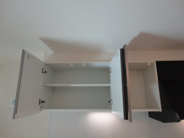 スターマインのキッチン|吊戸棚