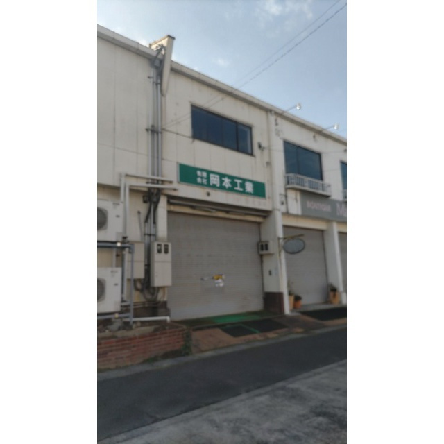 瑞穂市稲里の店舗一部の外観