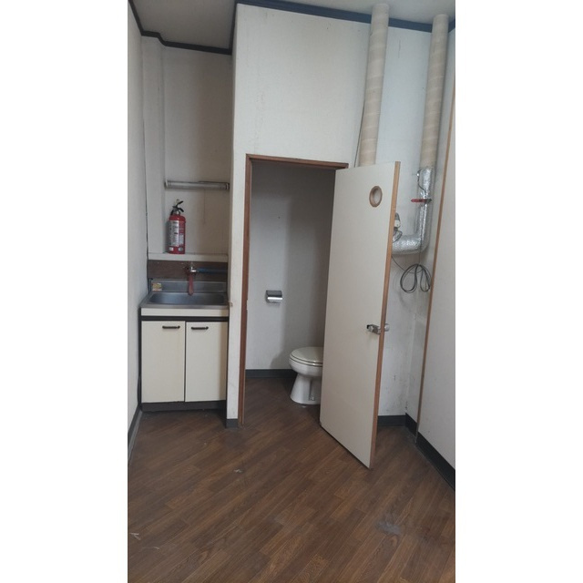 瑞穂市稲里の店舗一部の内装