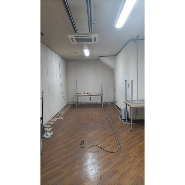 瑞穂市稲里の店舗一部の内装