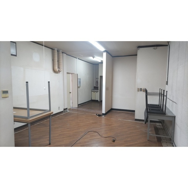 瑞穂市稲里の店舗一部の内装