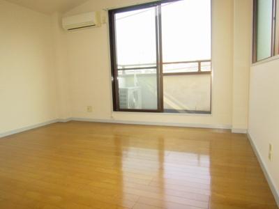 【居間・リビング】 | サングレイスＫ | 洋室6帖(フローリング)