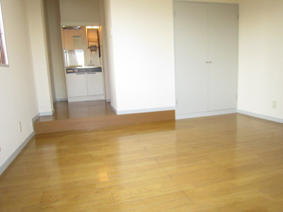 【居間・リビング】 | サングレイスＫ | 洋室6帖(フローリング)