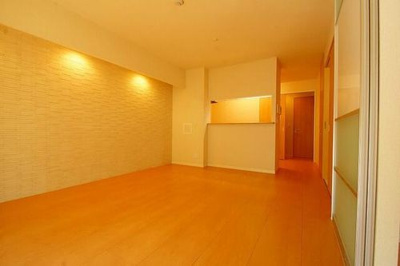 【居間・リビング】 | サニーコートティアラ