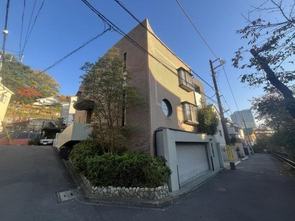 世田谷区瀬田１丁目の一戸建て