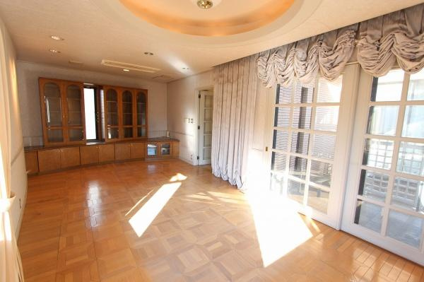 【居間・リビング】