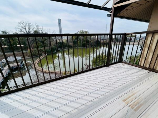 【バルコニー】