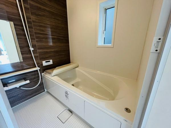 【浴室】 | 写真は同社施工例です。