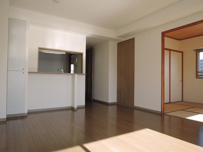 【居間・リビング】 | シュティーレマツバラ | 写真は別のお部屋のものです。