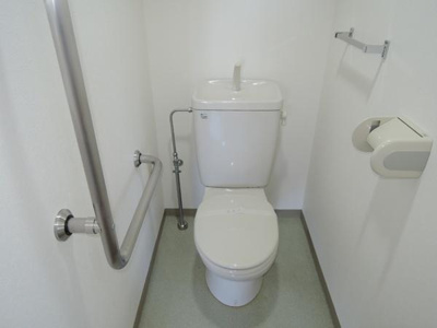 【トイレ】 | シュティーレマツバラ | 写真は別のお部屋のものです。