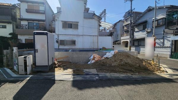 【前面道路含む現地写真】