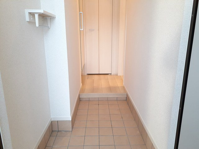 プラウド　横田Ⅲの玄関|明るい玄関です