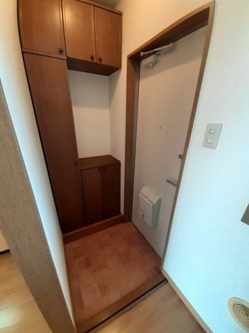 スカイハイツの玄関