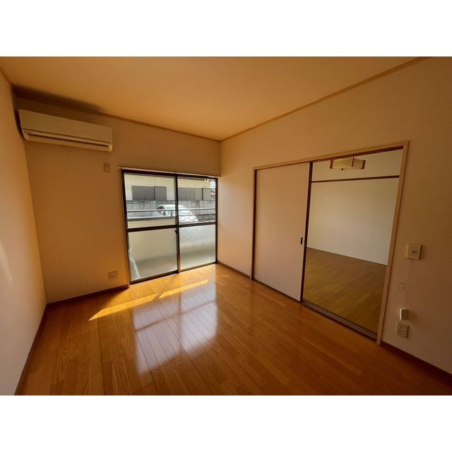 コーポアゼリアの居間・リビング