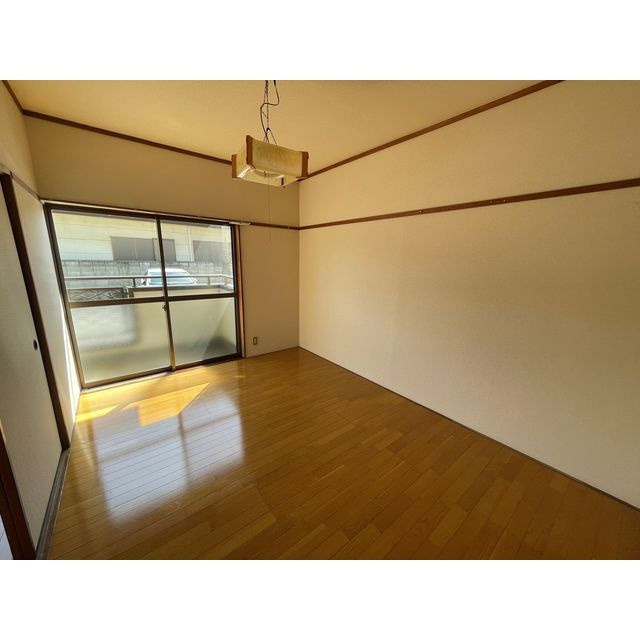 コーポアゼリアの居間・リビング