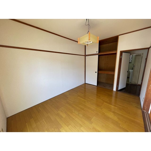 コーポアゼリアの居間・リビング