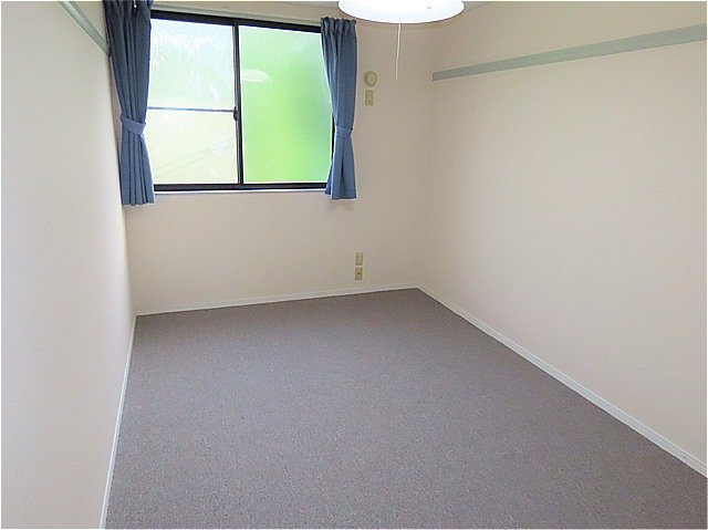 レオパレスクラージュの寝室|2階に2部屋ある間取りです