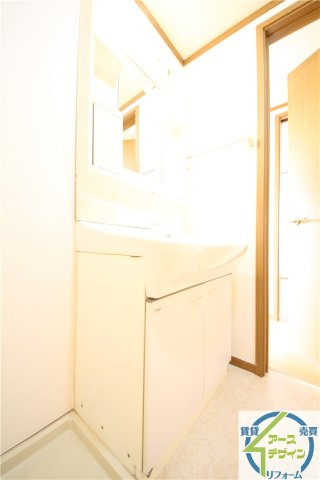 ビレッジコートⅡの独立洗面台