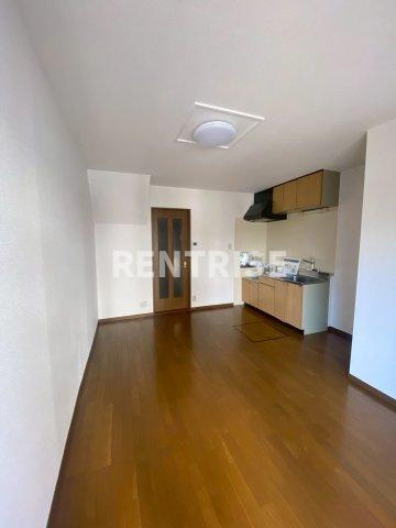 DUPLEX 国王82の外観