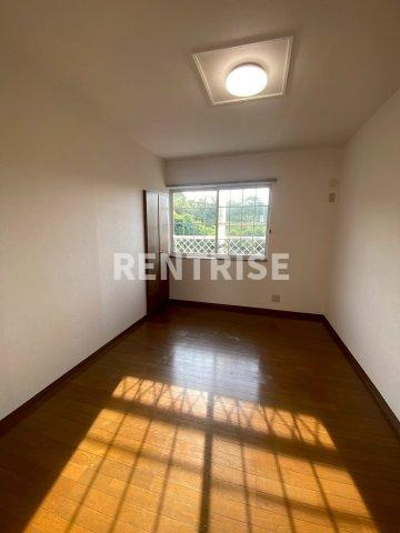 DUPLEX 国王82の居間・リビング