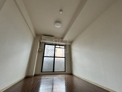 【居間・リビング】 | ジュネーゼグラン南堀江 | ジュネーゼグラン南堀江　洋室